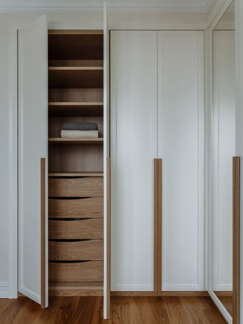 Ikea Wardrobe Design, Contemporary Closet, Bedroom Built In Wardrobe, Ikea Wardrobe, Wooden Closet, Wardrobe Designs, Wardrobe Interior Design, Wall Closet, Build A Closet