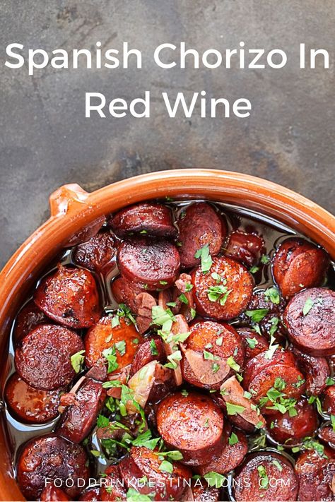 This chorizo al vino tinto recipe is a classic tapas recipe for Spanish chorizo in red wine. It’s common at tapas bars in Spain and easy to make at home with only 6 ingredients. I learned to make this dish when we lived in Spain and now make it when we do tapas nights. Tapas Chorizo Recipes, Red Wine Chorizo, Mediterranean Tapas Ideas, Chorizo Appetizers For Party, Tapas Style Dinner, Spanish Chorizo Tapas, Keto Tapas Recipes, Spanish Tapas Party Appetizers, Chorizo In Red Wine