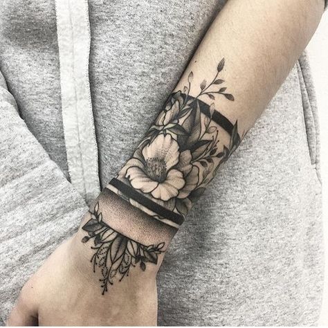 39.5k Likes, 282 Comments - EQUILATTERA (@equilattera) on Instagram: “Tattoo by @v.shevchenkottt  ___ www.EQUILΔTTERΔ.com ___  #Equilattera” Tattoo Band, Armband Tattoos, Cat Tattoos, Eagle Tattoos, Geniale Tattoos, Tiny Tattoo, Full Sleeve Tattoos, Band Tattoo, Tattoo Life