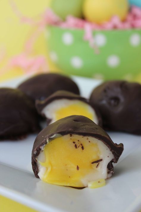 Homemade Cadbury Cream Eggs, Cadbury Egg Recipes, Cream Eggs, Creme Eggs, Cadbury Eggs, Cadbury Creme Egg, Recipe Baking, Eggs Recipe, Creamed Eggs