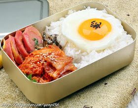 Korean Lunch Box Korean Lunch Box, Kawaii Cooking, Healthy Recipes Easy Snacks, Bento Recipes, Healthy Snacks Easy, Lunch Box Recipes, Mini Foods, Healthy Snacks Recipes, Bento Box