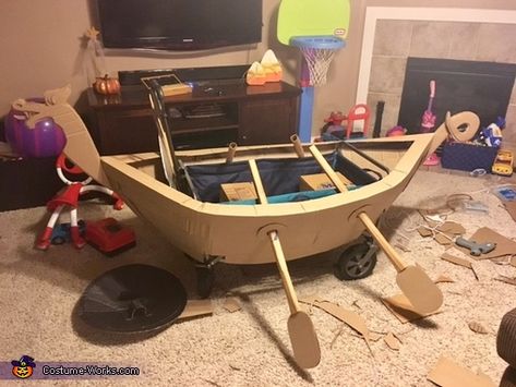 Ship Costume Diy, Vikings Costume Diy, Homemade Costumes For Kids, Kids Wagon, Halloween Costumes 2016, Homemade Costume, Costume Works, Viking Costume, Pixar Films