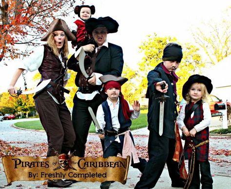 23 Genius Family Costume Themes Pirates Of The Caribbean Costumes, Matching Family Halloween Costumes, Disney Family Costumes, Caveman Costume, Disney Costumes For Kids, Disney Pirates Of The Caribbean, The Pirates Of The Caribbean, Pirate Costumes, Disney Halloween Costumes