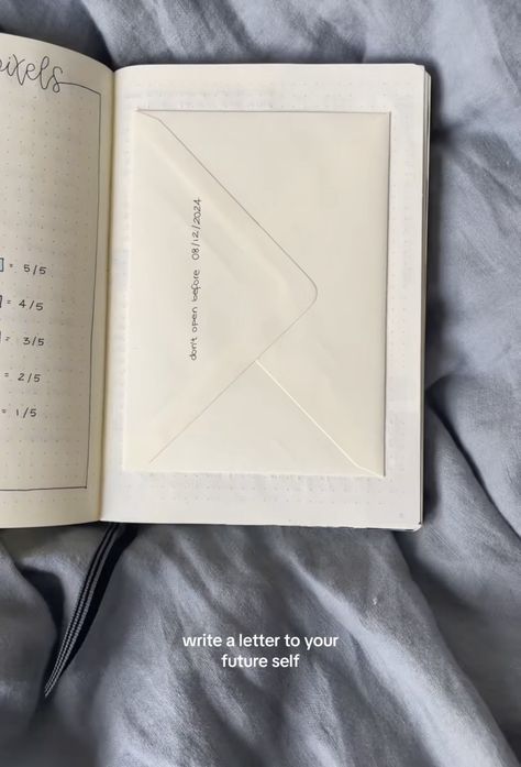 Diary Opening Page Ideas, Minimal Journal Aesthetic, Journalling Aesthetic Ideas, Journal Cover Inspo Aesthetic, Journaling Pages Aesthetic, Journal Aesthetic First Page, Introduction Journal Page, Ins And Outs Journal, Intro Journal Page