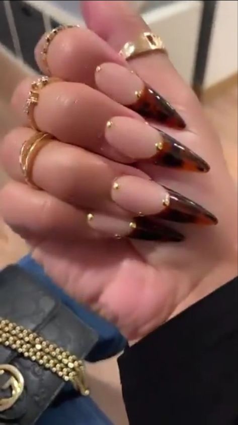 Long Almond Nails, Art Nail Designs, Edgy Nails, Long Acrylic Nails Coffin, Nails Only, Designs Nail, Bling Acrylic Nails, Design Nail, Luxury Nails