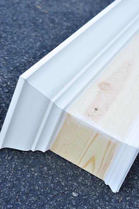 Build your own wood window cornice! A solid wood window valance box is easy to make and covers curtain rod hardware while giving your windows an upscale style on a budget. #remodelaholic #beginningbuilder #diywindowtreatment Window Valance Box, Wooden Window Valance, Window Cornice Diy, Wood Valances For Windows, Wooden Valance, Curtain Box, Wooden Cornice, Cornice Box, Window Cornice