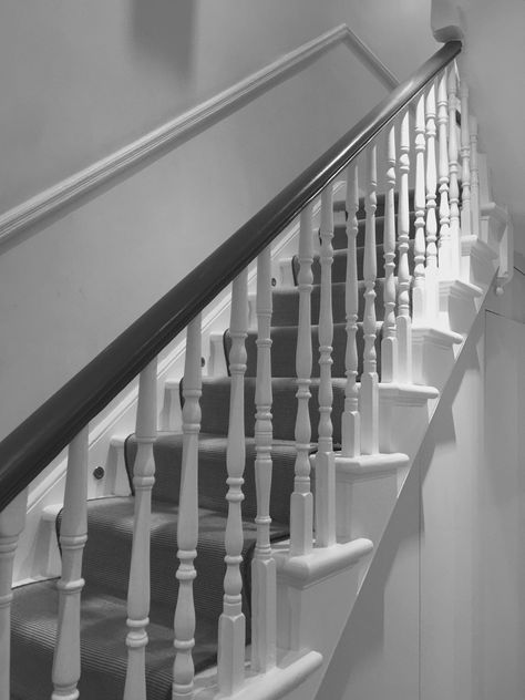 dark grey handrail, white spindels White And Grey Staircase Banisters, Grey Banister White Spindles, White And Grey Bannister, Grey Banisters And Railings, Grey White Staircase, Grey Handrail Stairs, Grey And White Painted Stairs, Grey Stair Banister Ideas, Gray And White Staircase