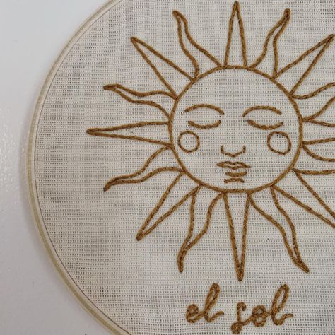 embroidery and El Sol y La Luna handmade embroidered hoop/ Nursery Decor/ Etsy Embroidery Embroider Embroider Ideas, Embroidered Hoop, Nursery Decor Wall, Pola Sulam, Simple Embroidery, Sewing Embroidery Designs, Hand Embroidery Art, Hand Embroidery Stitches, Embroidery Hoop Art