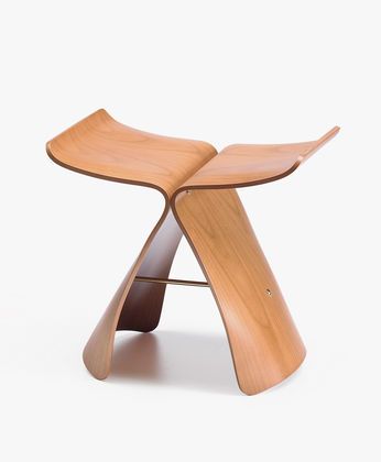 Butterfly Stool/ Sori Yanagi, 1954/ The Butterfly Stool uniquely combines… Sori Yanagi Butterfly Stool, Butterfly Stool, Vitra Chair, Sori Yanagi, Vitra Design, Maple Plywood, Conran Shop, Charlotte Perriand, Stool Design