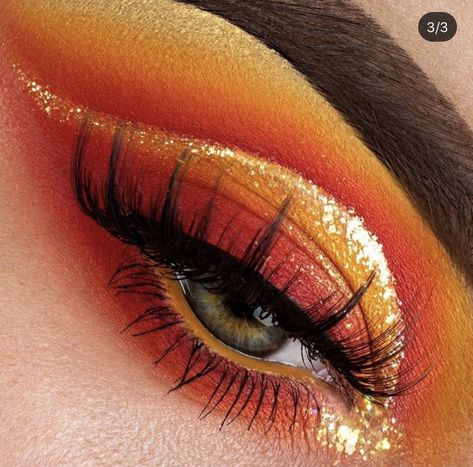 Fire Makeup Ideas, Fire Face Makeup, Thanks Giving Makeup Ideas, Fire Make Up Halloween, Phoenix Costume Makeup, Phoenix Makeup Look, Fire Makeup Look Easy, Thanksgiving Makeup Creative, Orange Halloween Eye Makeup