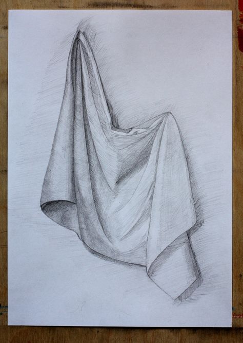 Isometric Drawing Exercises, Drapery Drawing, Human Body Art, Fabric Drawing, Owl Tattoo Design, Geometric Design Art, Object Drawing, Landscape Art Painting, Still Life Drawing