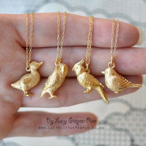 𝗟𝘂𝗰𝘆 𝗦𝘁𝗼𝗽𝗲𝘀-𝗥𝗼𝗲 (@lucystopesroe) • Instagram photos and videos Animal Themed Jewelry, Beaded Necklace Designs, Silver Collection, Bird Pendant, Owl Pendant, Themed Jewelry, Handmade Gold, Animal Jewelry, Gorgeous Necklaces