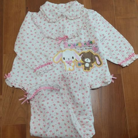 Dr Pajamas, Kawaii Pjs, Cutecore Clothes, Kawaii Pajamas, Cute Pajama Sets, Kawaii Sanrio, Kawaii Fashion Outfits, Cute Pajamas, Big Clothes