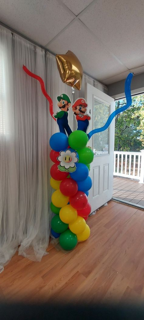 Mario Arch Backdrop, Super Mario Balloon Columns, Mario Balloon Arch, Mario Ideas, Balloon Boutique, Ballon Column, Mario Bros Birthday Party Ideas, Balloon Pillars, Mario Bros Birthday