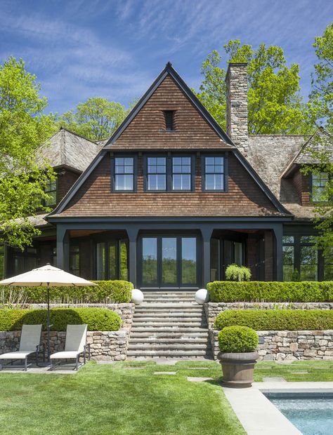 . Cedar Shingle Homes, Shingle Style Architecture, Shingle House, Shingle Style Homes, Cedar Shingles, Traditional Architecture, Dream House Exterior, Maine House, Architect Design