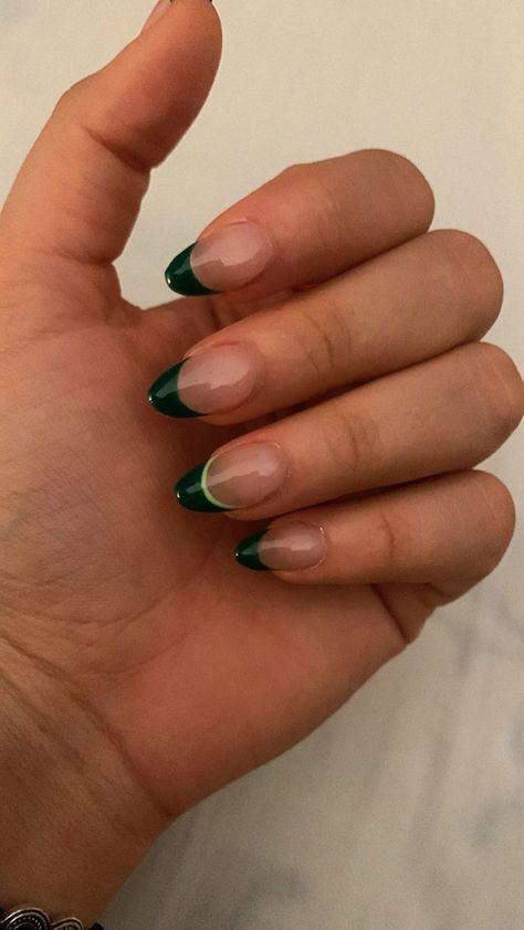 Green French Top Acrylic Nails, Green Fresh Tip Nails, Simple Green And White Nails, Green French Tip With White Line, White Nails With Green Tips, Short Hunter Green Nails, Green Oval Nails Designs, Short Almond Nails Designs Green, Dark Green Nail Inspo Short