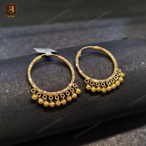 Baliyan Earrings, Gold Ear Rings, Ella Eyre, Gold Earrings For Kids, Small Earrings Gold, Pearl Earrings Designs, Bali Design, Mini Garland, Jhumka Designs