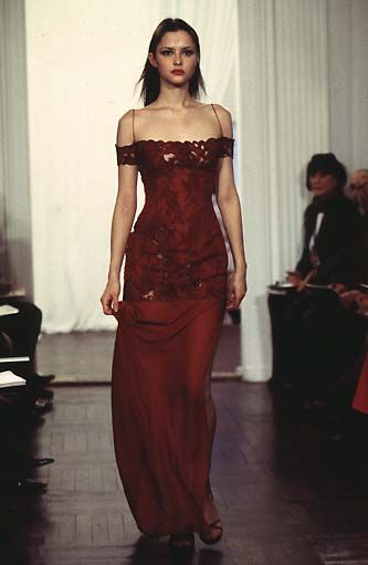 Richard Tyler F/W 1997 Couture, Haute Couture, Red Carpet Dresses, Yule Ball Dresses, Richard Tyler, Runway Fashion Couture, Prom Dress Inspiration, Gala Dresses, Gorgeous Gowns