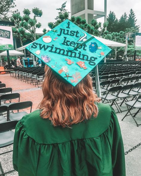 Finding Nemo/Dory marine biology college graduation cap. Marine Biologist Aesthetic Hawaii, Just Keep Swimming Grad Cap, Graduation Cap Designs Ocean, Marine Biologist Graduation Cap, Marine Biology Graduation Pictures, Animal Graduation Cap Ideas, Marine Science Graduation Cap, Marine Biology Cap Decoration, Marine Biology Vision Board