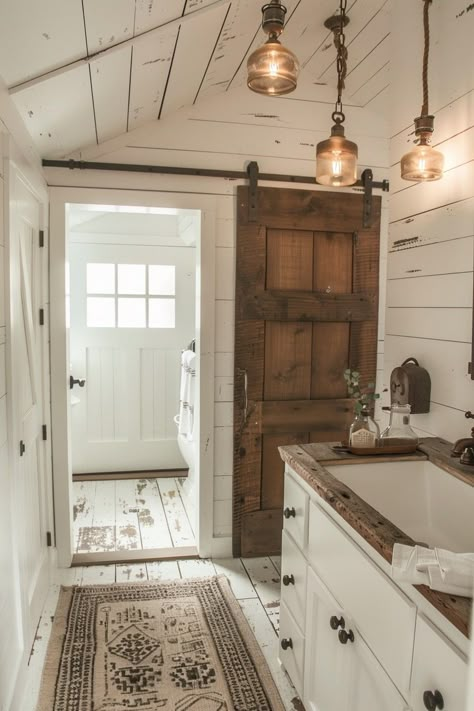 12 Rustic Farmhouse Bathroom Ideas: Embrace Country Charm - My Decor Inspo Farmhouse Interior Design Bathroom, Old Farmhouse Esthetic, Antique Bathroom Ideas Farmhouse Style, Country Home Bathroom, Country Farmhouse Aesthetic, Country Home Interiors, Country Style Bathroom, Country House Bathroom, Country Farmhouse Bathroom