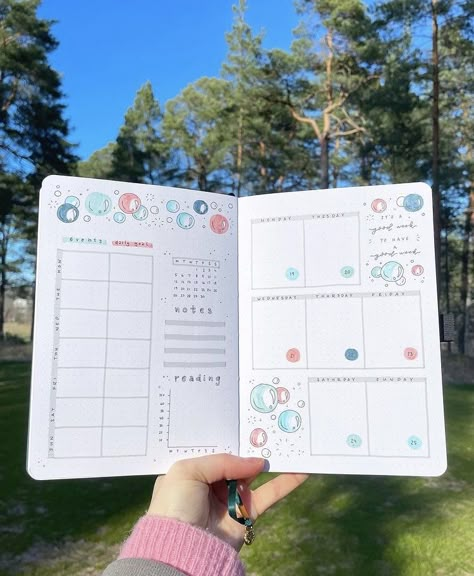 Agenda Design, Bujo Weekly Spread, Bullet Journal Ideas Templates, Journal Idea, Bullet Journal Paper, Bullet Journal Hacks, Bullet Journal Weekly Spread, Bullet Journal Diy, Bullet Journal Notebook