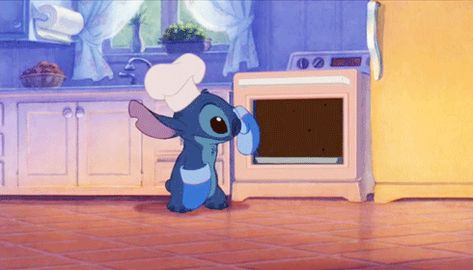 When you don't have exactly the right pan, decide to improvise, and things go horribly wrong. | 21 Struggles Anyone Who Cooks Will Understand Lilo I Stitch, Disney Gifs, Lilo Y Stitch, Lilo Et Stitch, Film Disney, Lilo E Stitch, Disney Side, Disney Life, Disney Lover