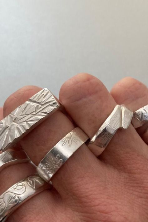 Hand Made Silver Jewelry, Ring Carving Ideas, Textured Silver Ring, Handmade Jewelry Rings, Diy Ring Designs, Silver Ring Making Ideas, Hand Made Silver Ring, Silver Handmade Ring, Handmade Jewelry Silver