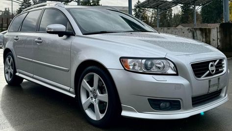 Volvo V50 T5 R-Design Volvo V50 T5, Volvo V50, Station Wagons, Station Wagon, Wagons, Volvo, Design