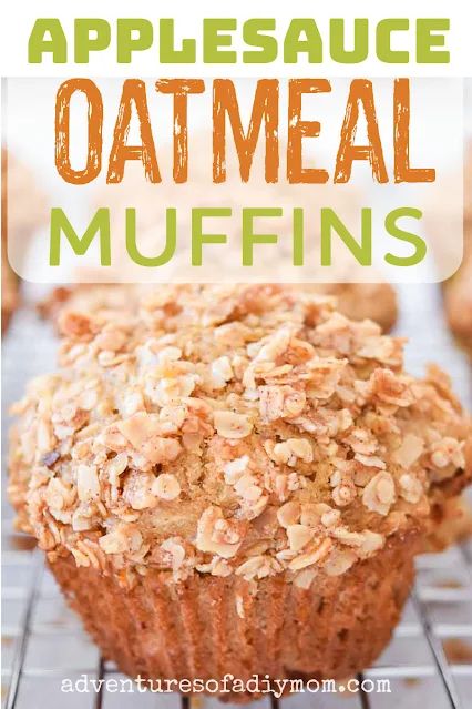 Oat Muffin Recipes, Apple Sauce Oatmeal Muffins, Applesauce Muffins Healthy, Oat Flour Applesauce Muffins, Toddler Applesauce Muffins, Applesauce Oatmeal Muffins, Cinnamon Crumble Topping, Healthy Applesauce, Homemade Breakfast Recipes