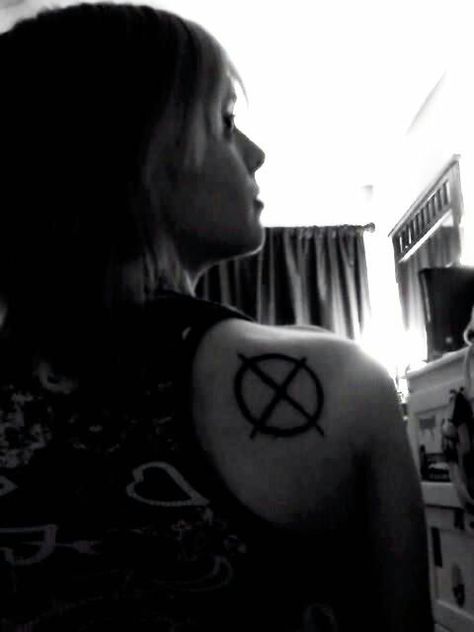 Pentacle Tattoo, Slenderman Proxy, Creepypasta Proxy, Close To Me, Slender Man, Club Hairstyles, Dark And Twisted, Symbol Tattoos, Slenderman