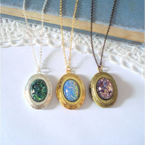 Opal Locket, Fire Opal Jewelry, Chain Locket, Blue Opal Jewelry, Locket Vintage, Blue Jewellery, Fire Opals Jewelry, Blue Fire Opal, Jewellery Vintage