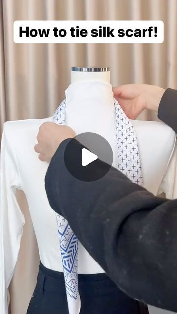 ilymix ❤ on Instagram: "How to tie silk scarf. #silkscarf #fashionstyle #fashionblogger" How To Tie Silk Scarf, How To Tie A Silk Scarf, Tie Silk Scarf, Tie A Silk Scarf, Satin Scarf, Scarf Tying, Silk Scarf, Fashion Blogger, Silk