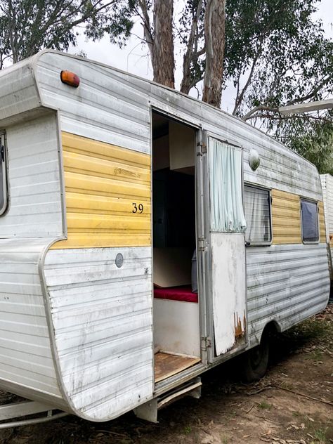 Vintage caravan makeover with amazing interiors - The Interiors Addict Old Caravan, Caravan Interior Makeover, Vintage Caravan Interiors, Homeless Woman, Vintage Trailer Interior, Parquetry Floor, Amazing Interiors, Caravan Makeover, Caravan Renovation