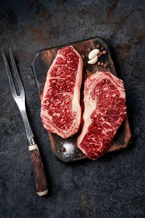 How to Grill the Perfect New York Strip Steak - Grillseeker Strip Steaks On The Grill, Ny Strip Steak Recipes Grilled, Striploin Steak Recipes, Steak Photography, Steak On Gas Grill, Ny Strip Steak Recipes, Meat Photography, Carnita Asada, Outdoor Recipes