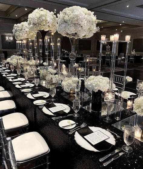 Black Tie Wedding Decor, Silver Wedding Reception, White Wedding Table Decor, Wedding Planning Boards, Silver Wedding Decorations, Wedding Ambiance, Black And White Wedding Theme, Wedding Dance Video, Dream Wedding Decorations