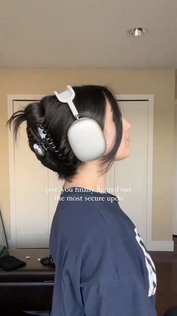 Camelia Katoozian on Instagram: "always clip to the side when using claw clips! 💁🏻‍♀️✨ #hairstyle #clawclip #hairtutorial #hair #hairvideo #dyson #headphones #updo #updohairstyles #longhair #haircut" Dyson Headphones, Headphone Hairstyles, Using Claw Clips, Longhair Haircut, Wearing Headphone, Clip Hairstyles, Claw Clips, Claw Clip, Hair Videos