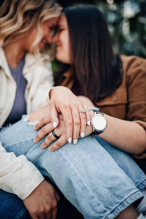 Lesbian Engagement Pictures, Lesbian Engagement Photos, Lesbian Wedding Photography, Lesbian Engagement, Proposal Photoshoot, Michigan Photography, Fall Engagement Pictures, Engagement Photography Poses, Couple Engagement Pictures