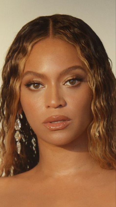 Beyonce Close Up, Beyoncé No Makeup, Beyonce Face Card, Beyoncé Portrait, Beyoncé Drawing, Beyoncé Hot, Beyonce Black Hair, Beyonce Natural, Beyoncé Makeup