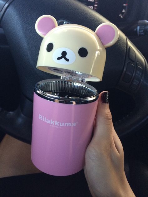 My new rilakkuma car cigarette ash tray! Rilakkuma Car Accessories, Rilakkuma Accessories, Rilakkuma Merch, Rilakkuma Plushie, Retro Gadgets, Hello Kitty Coloring, Pretty Phone Cases, Plush Backpack, Ash Tray