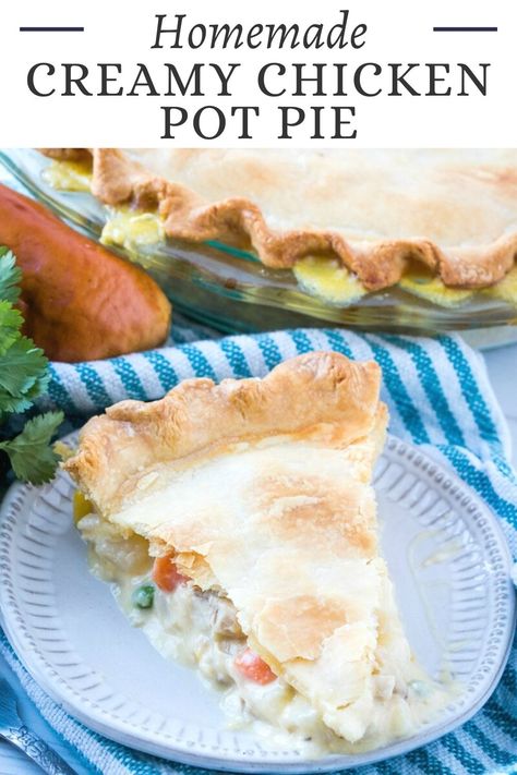 Two layers of flaky pie crust hold a creamy filling loaded with chicken and vegetables. This creamy chicken pot pie is a perfect comfort food meal and is a perfect way to use up some leftover chicken or turkey. Creamy Chicken Pot Pie Recipe, Pie Crust Dinner, Homemade Chicken Pot Pie Recipe, Classic Chicken Pot Pie, Creamy Chicken Pot Pie, Food Dinners, Devilled Eggs, Homemade Chicken Pot Pie, Chicken Pot Pie Recipe