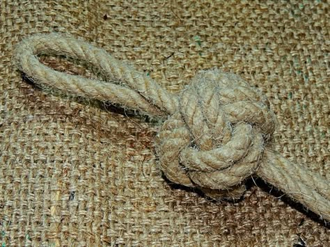 Lanyard Knot, Eternity Knot, Knife Lanyard, Knots Guide, Decorative Knots, Diamond Knot, Nautical Knots, Paracord Ideas, Paracord Knots