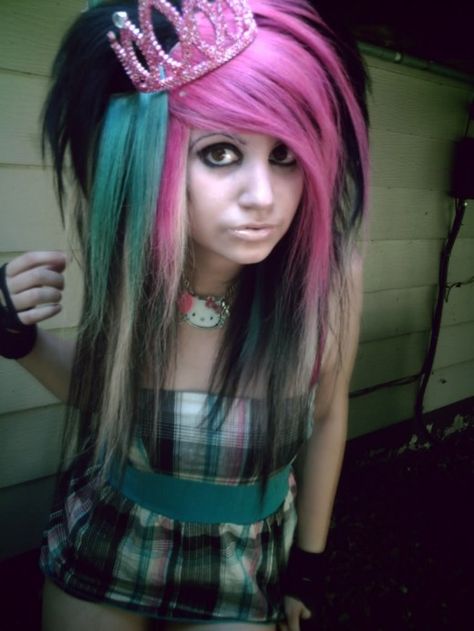 Scene Kid Fashion, Scene Girl Fashion, Emo Scene Girls, Scene Queen, Emo Princess, Emo Girl Hairstyles, Emo Scene Hair, Scene Queens, Scene Outfits