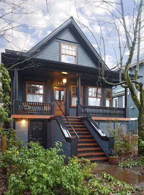 American Craftsman House, 1920 House, Vancouver House, Canada House, Craftsman Exterior, Heritage House, Bungalow Style, Casa Exterior, Craftsman Bungalows