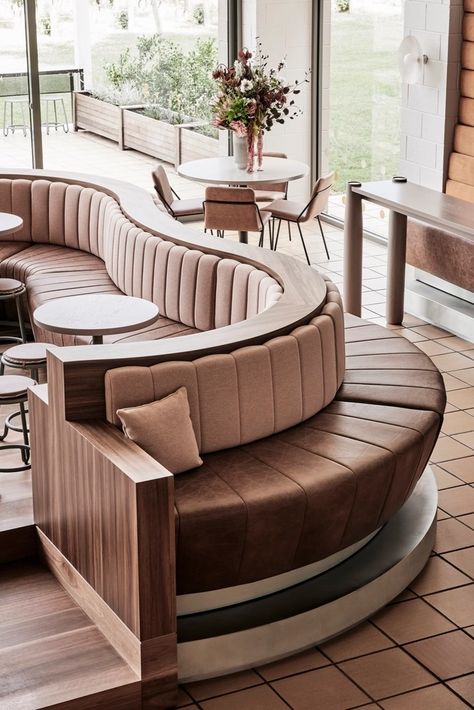 Fluted-Banquette-Seating-Finger-Flutes-Chandon Vineyard 0910 Booth Seating Restaurant, Curved Banquette Seating, Banquette Seating Restaurant, बेडरूम डिजाइन, Curved Banquette, Lobby Seating, Cafe Seating, Bar Design Awards, Restaurant Seating