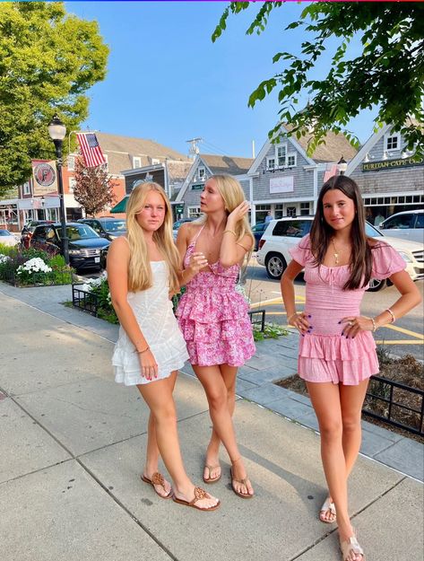 Coastal Preppy Outfits, Cape Cod Outfit, Southern Preppy Aesthetic, Cape Cod Summer, Rush Outfits, Fancy Fits, Southern Fashion, Preppy Southern, Cute Preppy Outfits