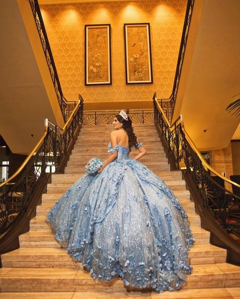 Blue And White Quinceanera Dresses, Baby Blue Quince, Light Blue Quince Dresses, Champagne Quince Dresses, Sky Blue Quinceanera Dresses, Cinderella Quinceanera Dress, Quinceanera Winter Wonderland, Cinderella Quince, Light Blue Quinceanera Dresses