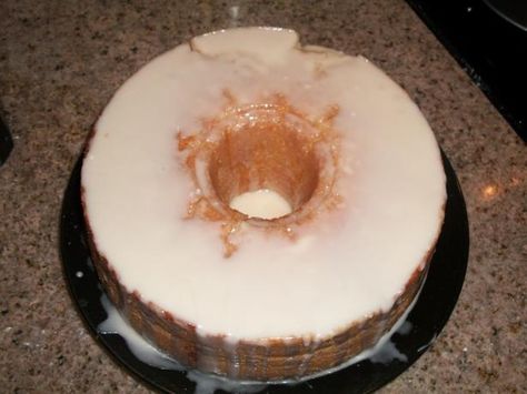 Vanilla Almond Glaze (For Louisiana Crunch Cake) Almond Glaze Recipe, Cake Recipes Vanilla, Louisiana Crunch Cake, Cake Glaze, Cake Pastries, Almond Glaze, Cheese Squares, Ham Hocks, Bake Ideas