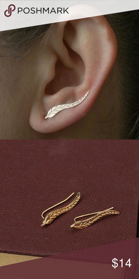 Gold Feather Earrings, Shopping Jewelry, Jewelry Accessories Ideas, Jewelry Design Earrings, Classy Jewelry, Fancy Jewellery, Gold Earrings Designs, Jewelry Lookbook, Fancy Jewelry