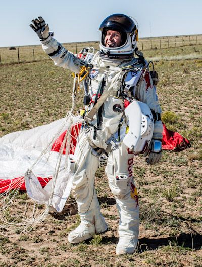 Felix Baumgartner completes his mission of jumping from space capsule Felix Baumgartner, Speed Of Sound, Female Pilot, Qi Gong, High Jump, Space Suit, Skydiving, Space Shuttle, Space Travel