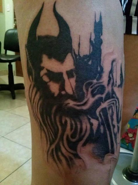 electric wizard dopethrone tattoo Tattoo Cartoon Style, Wizard Tattoo Design, Wizard Portrait, Cartoon Wizard, Tattoo Cartoon, Electric Wizard, Colored Tattoo, Wizard Tattoo, Storm Tattoo